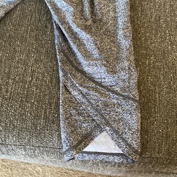 Lululemon high waisted crop pants - Picture 2 of 8